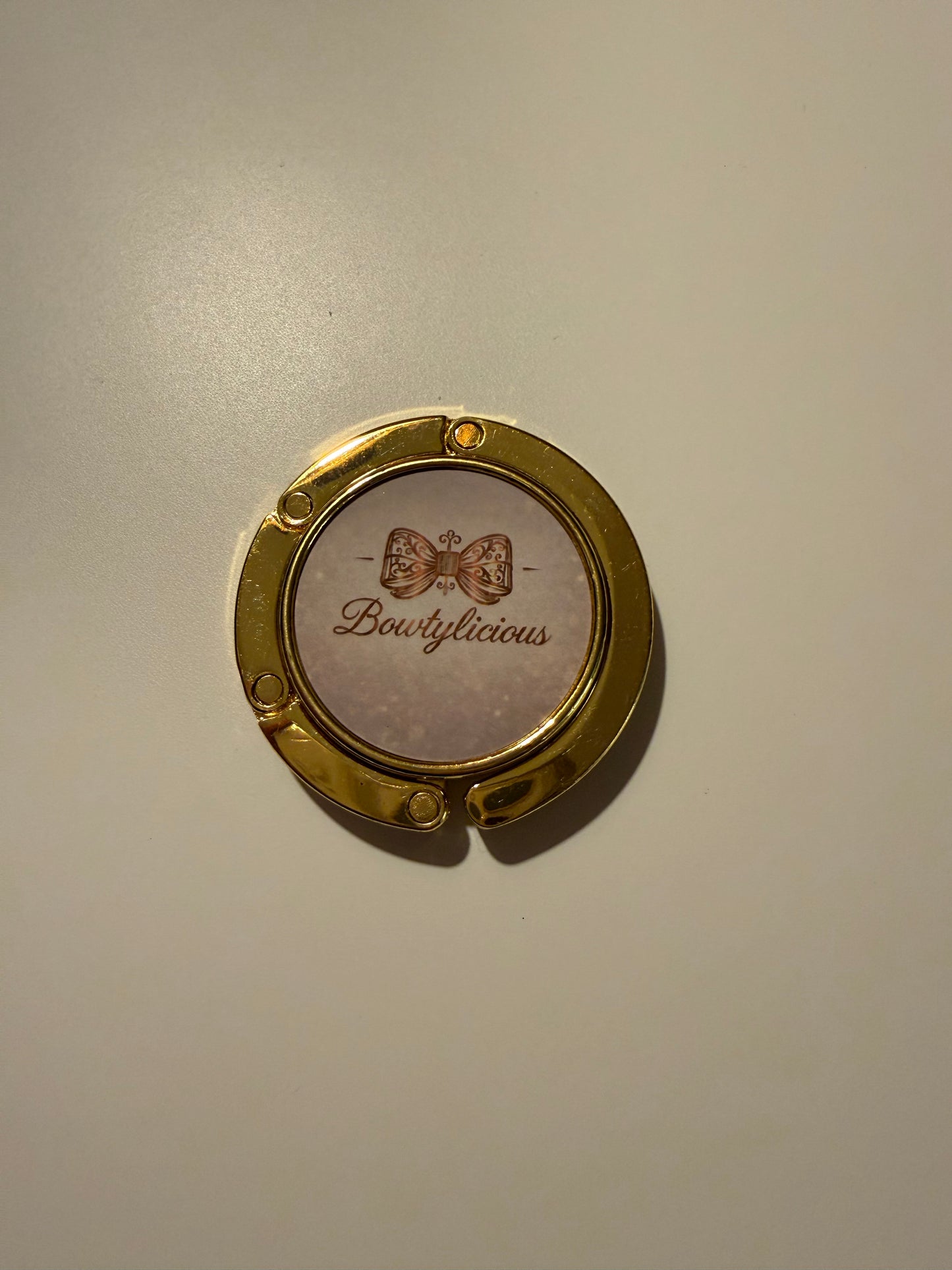 Bowty Hook – Gold Edition