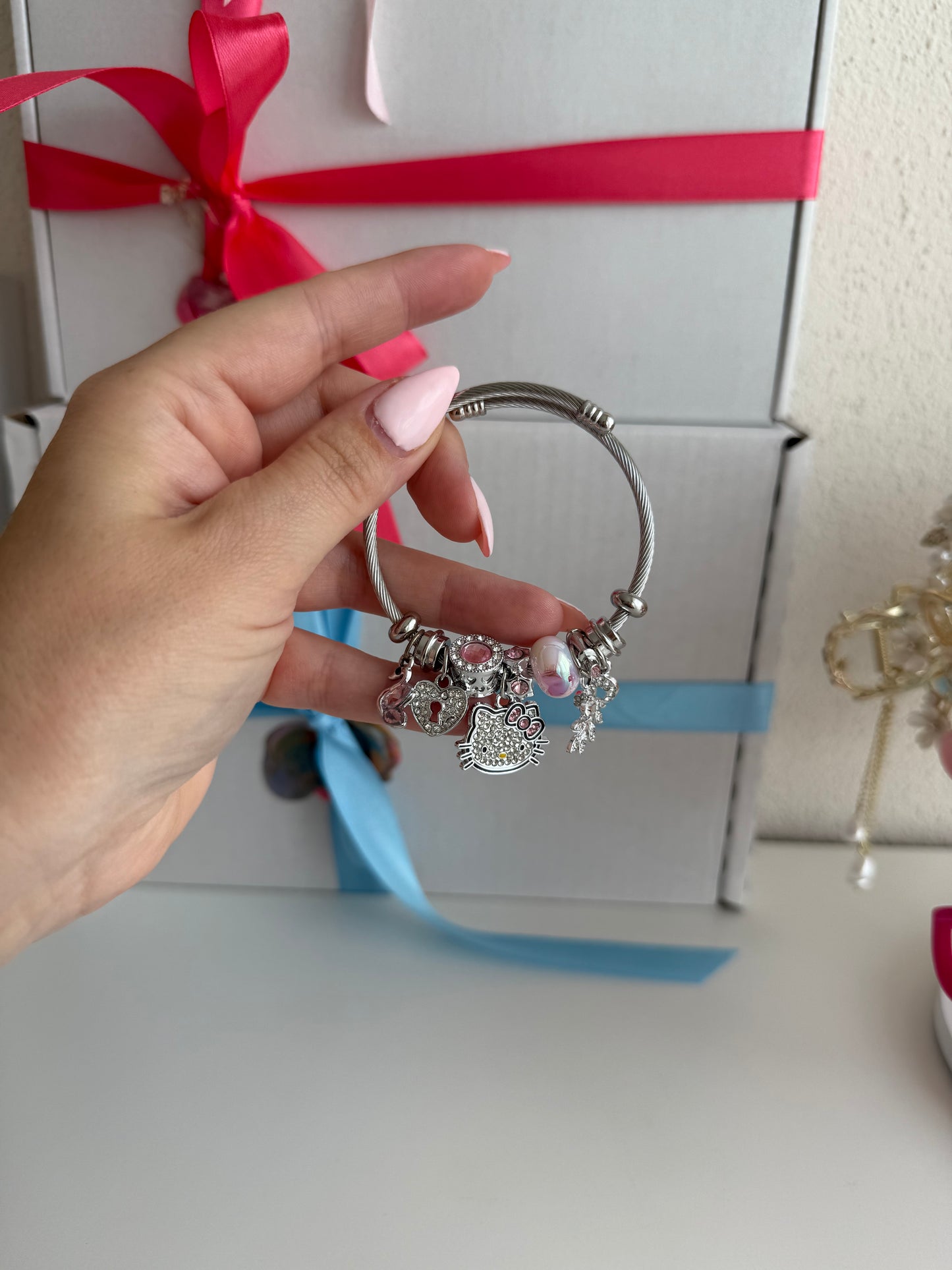 Chérie Charm - Kitty Edition