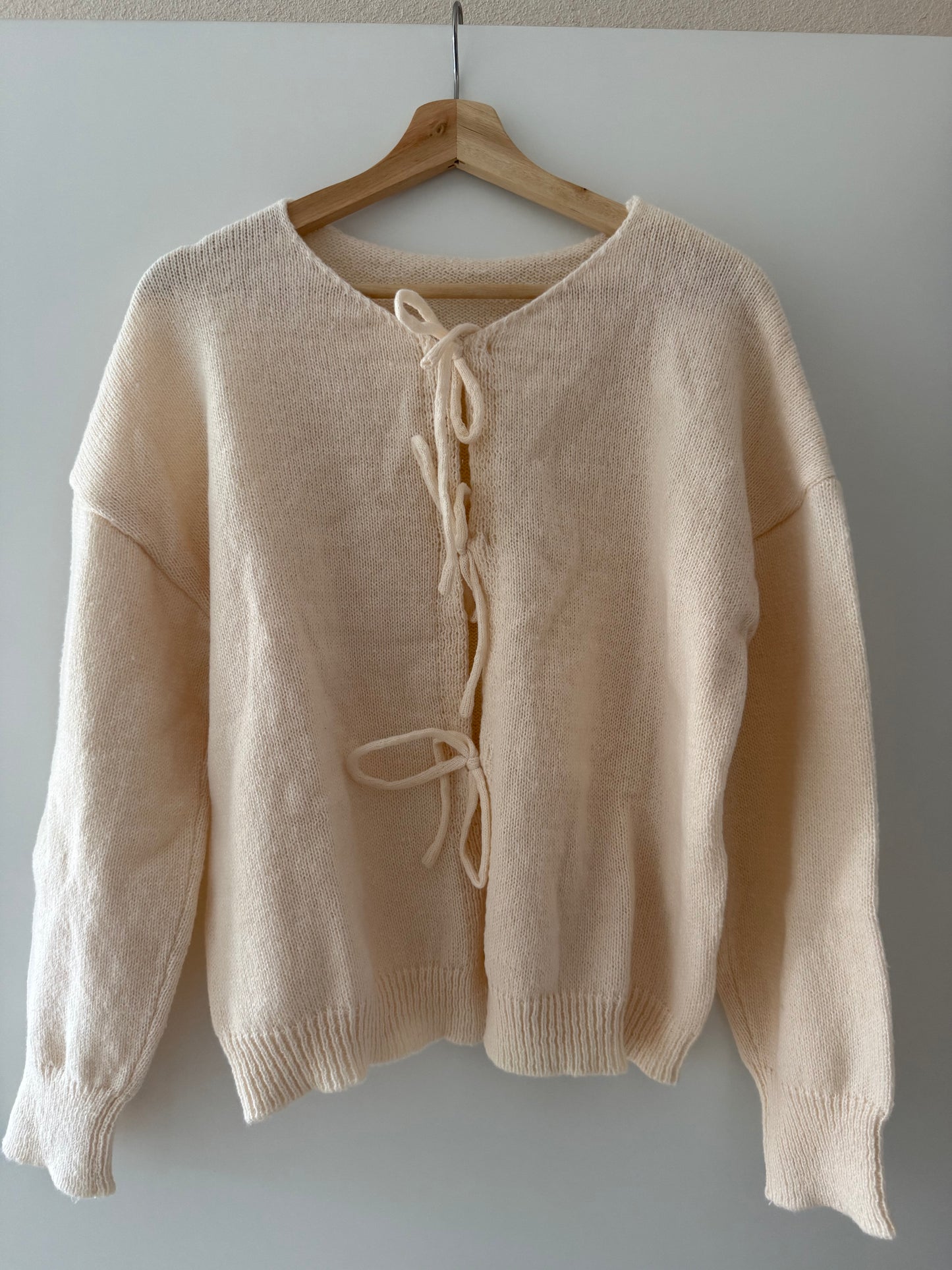 Soft Bow Knit