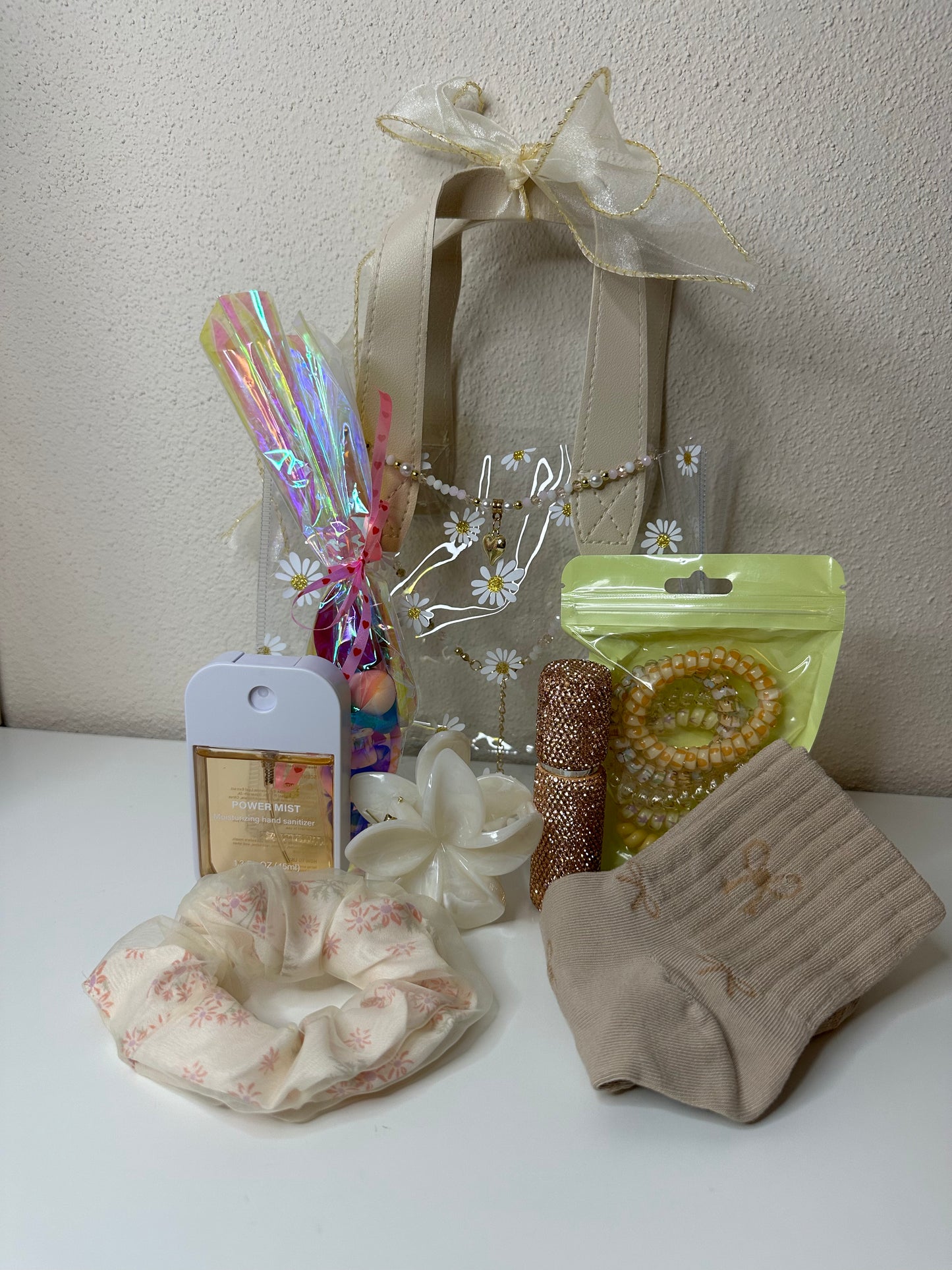 Bowty Spring Bag – Petite Edition