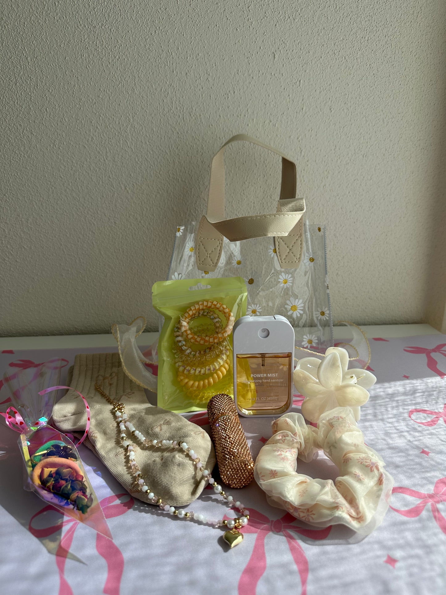 Bowty Spring Bag – Petite Edition