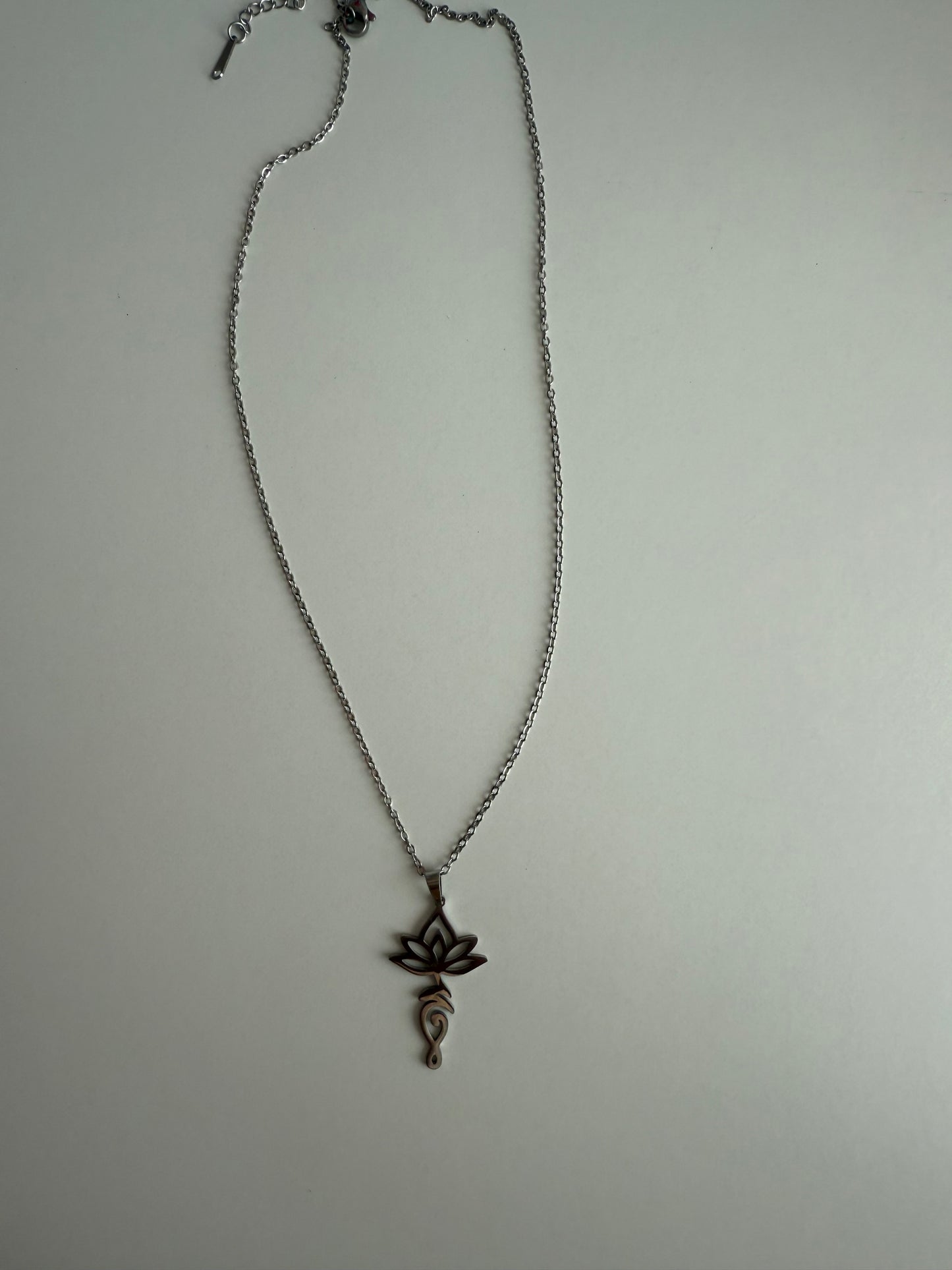 Lotusia Necklace
