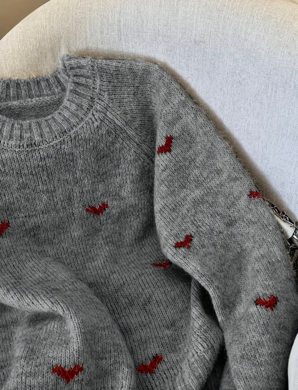 🩶 Cozy Heart Knit – Herzenswärme Edition