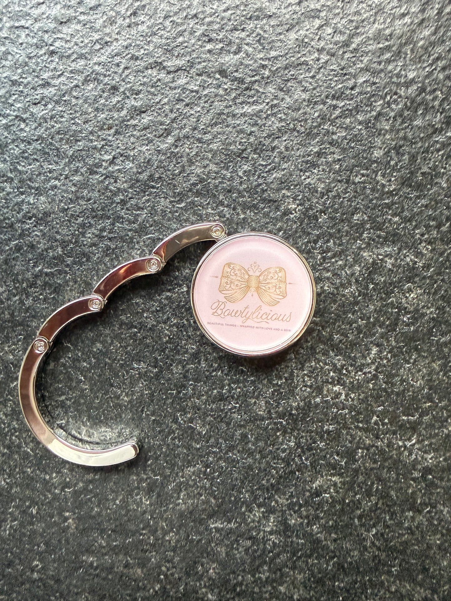 Bowtylicious Bag Holder – Signature Edition