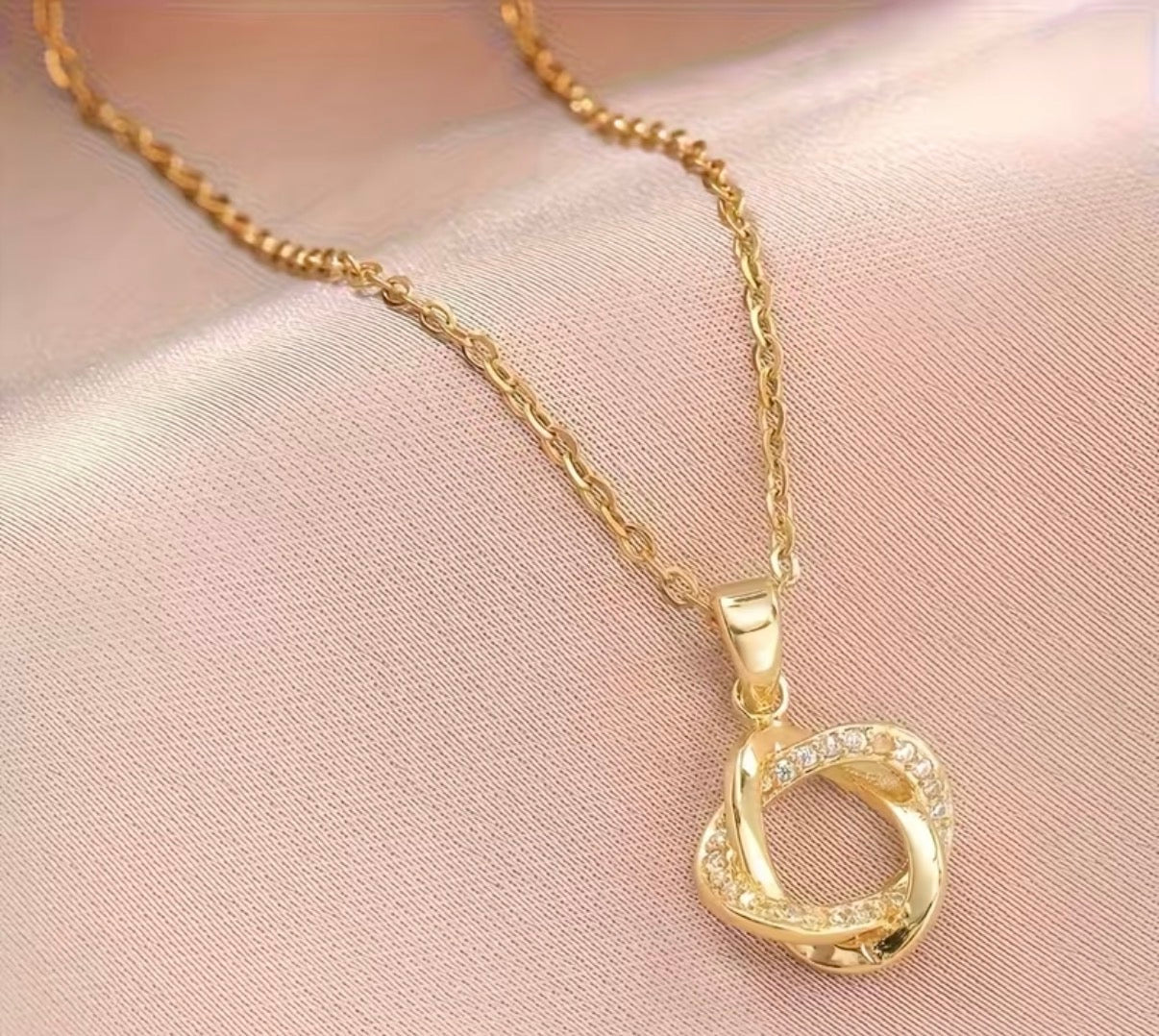 Luxe Knot Necklace