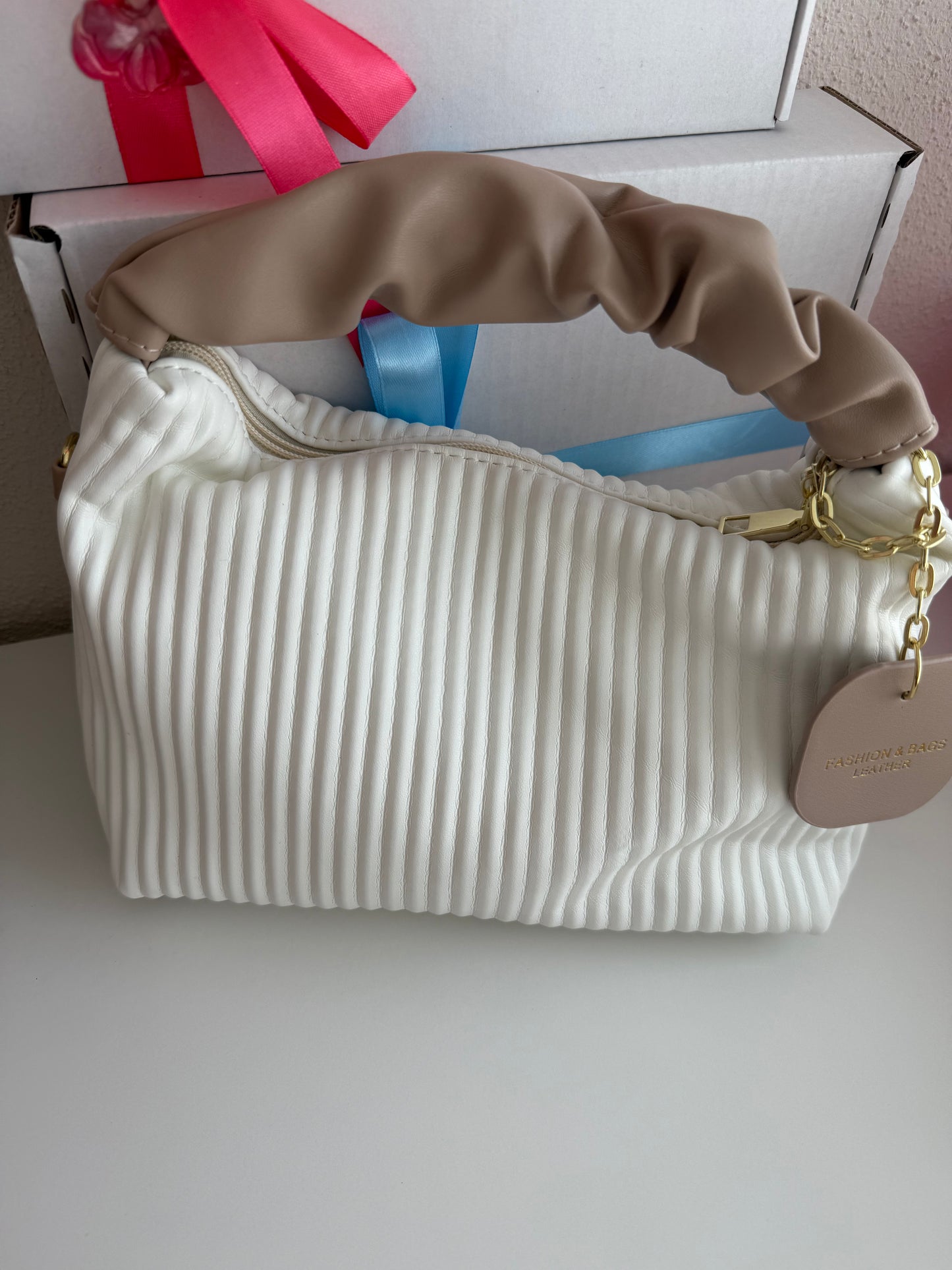 Bowty Bag