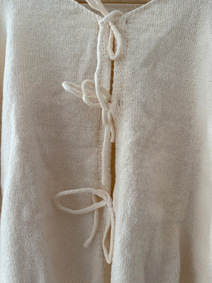Soft Bow Knit