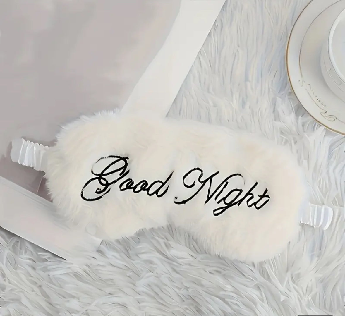 Flauschige Schlafmaske „Good Night“ – Luxuriöser Schlafkomfort