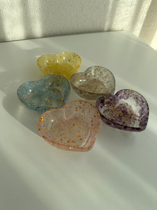 Crystal Heart Dish – Ein Hauch von Magie für deine Schätze!